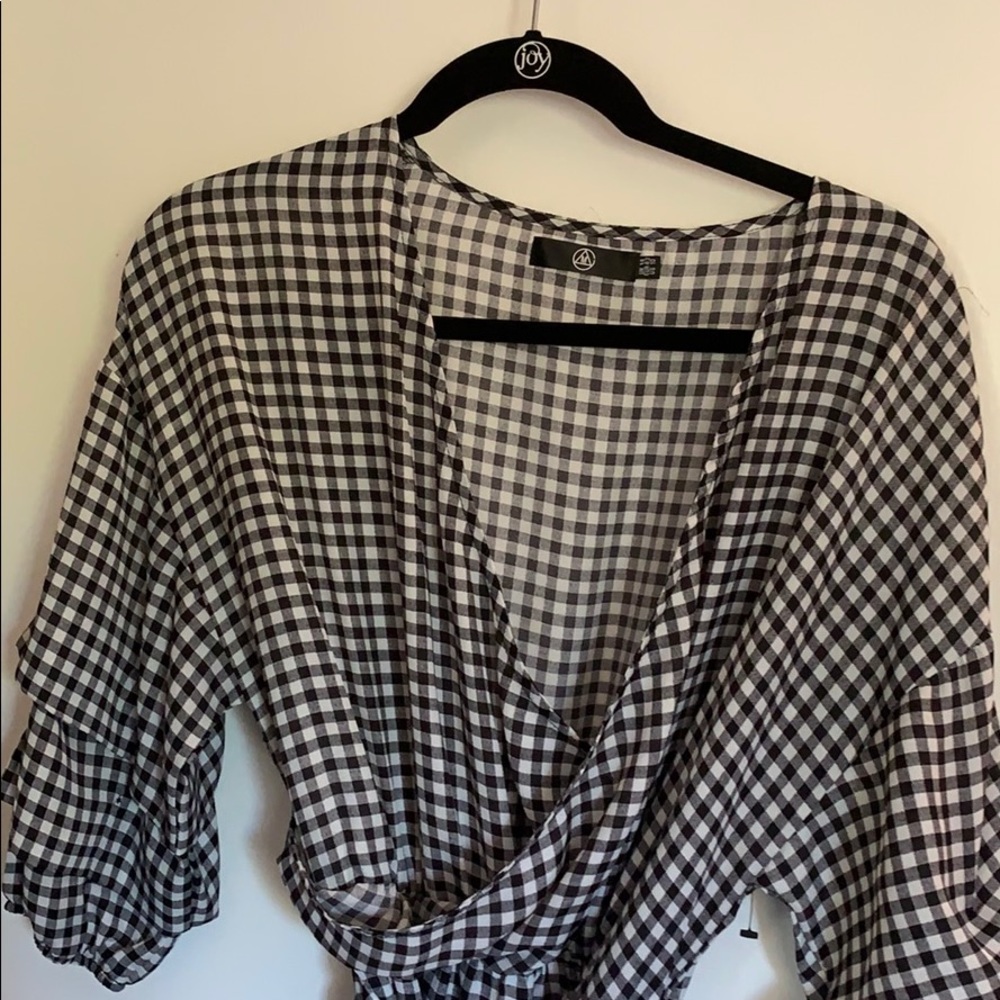 Cute summer or fall dress!